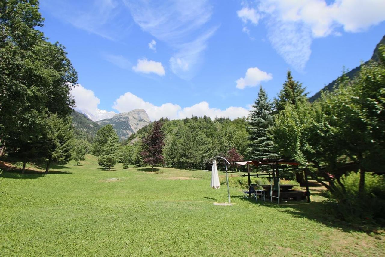 Champex Apartments プレ・サン・ディディエ エクステリア 写真